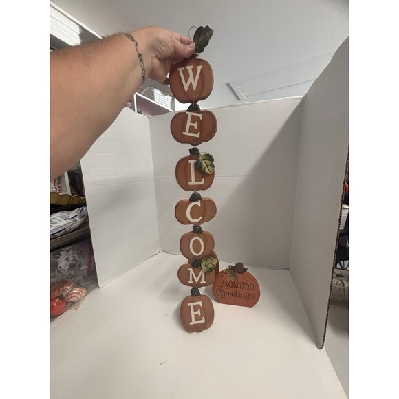 3 Piece Pumpkin Lot Vintage Welcome Sign Free standing Pumpkins - Picture 3 of 9